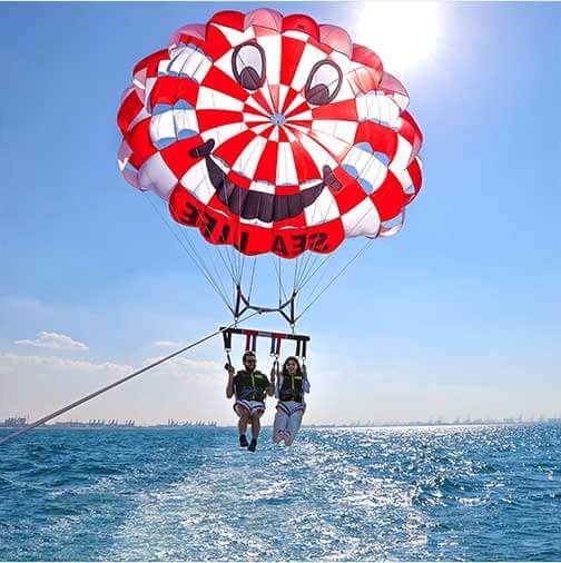 Dubai Marina Parasailing Tour